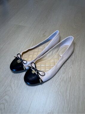 Michael Kors Two-Tone Black and Light Pink Cap-Toe Ballet Flats